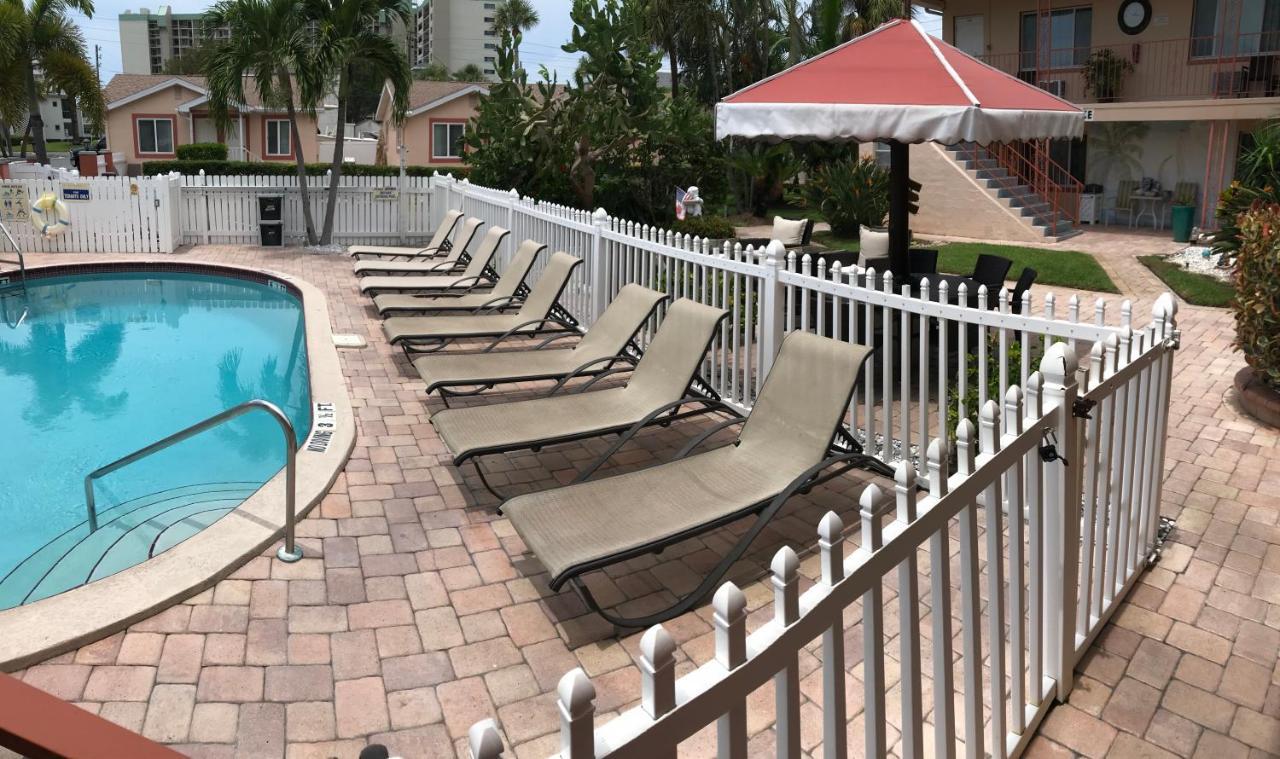 Carlton House Motel And Suites St. Pete Beach Dış mekan fotoğraf